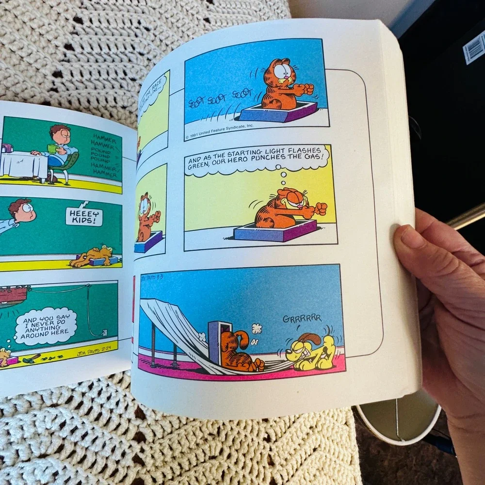 The 7th Garfield Treasury Jim Davis Sunday Comics Collection 1993 Paperback